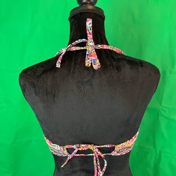 Stylable, multiple-colour (pink, black, blue, yellow, teal and white) Bikini Top - Picture 9 of 11